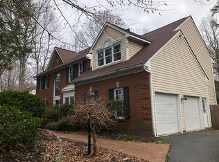 10205 Chinkapin Dr, Manassas, VA 20111