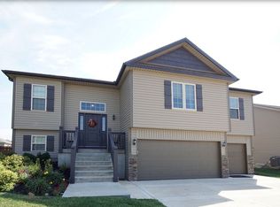 12333 N Wayne Ave, Kansas City, MO 64165