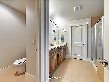 22798 SE 32nd St — Photo 26