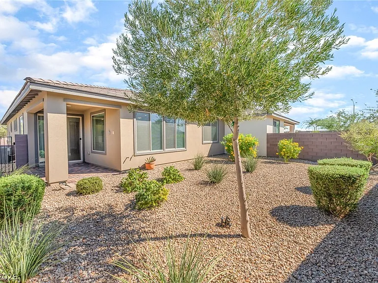 9903 Spinel Pl — Photo 17