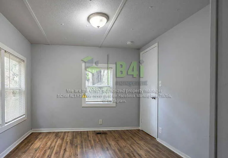 122 Collins Rd — Photo 12