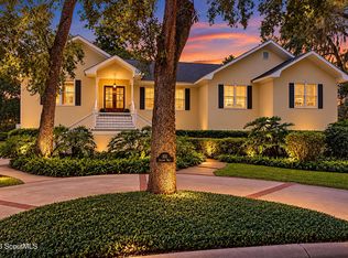 101 Enclave Way W, Saint Simons Island, GA 31522