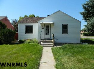 1655 P St, Gering, NE 69341