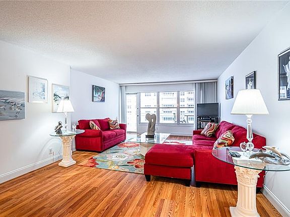 4th image of 3900 Galt Ocean Dr APT 803