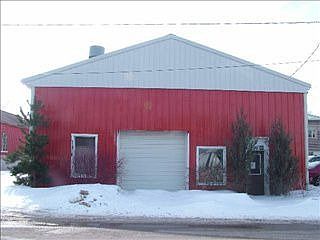 2nd image of 214 Ray St