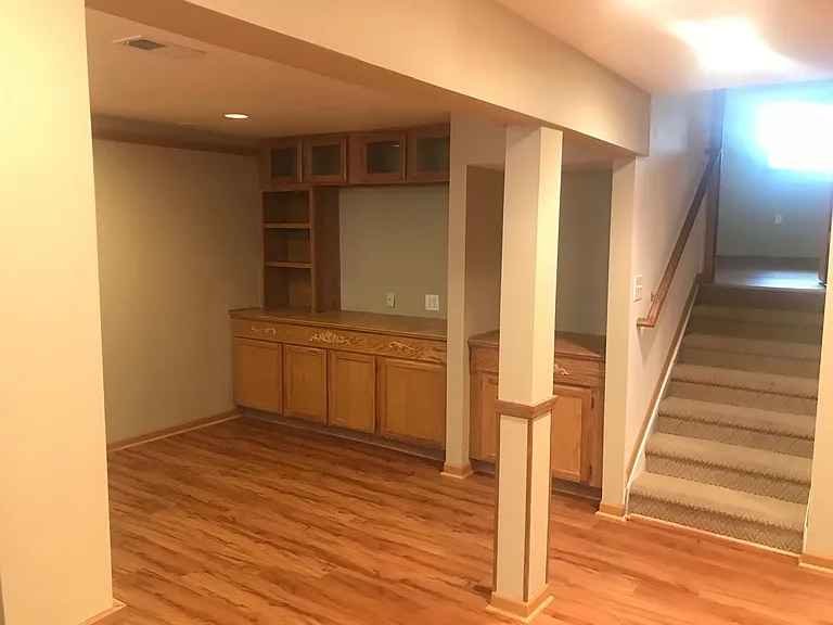 lowest level den/bar area