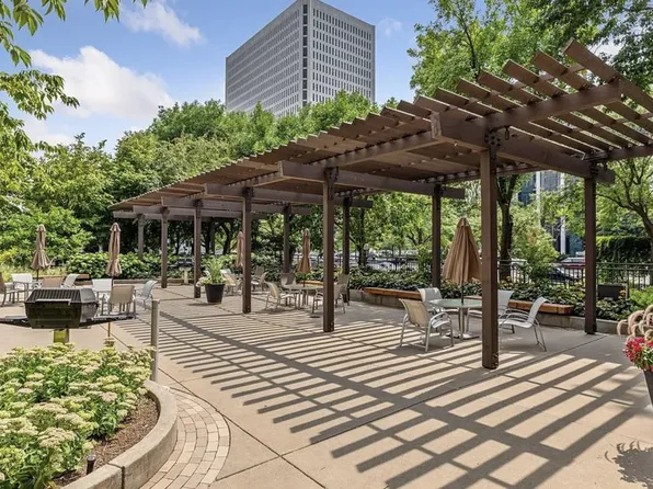 19 S 1st St APT B802, Minneapolis, MN 55401