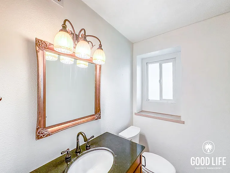 517 4th Ave #2 — Photo 6