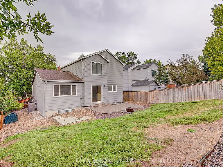 9641 Cove Creek Dr — Photo 25