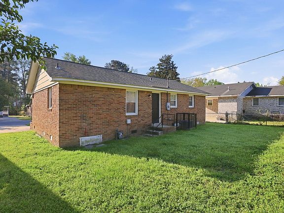 3rd image of 4237 Shorecrest Dr