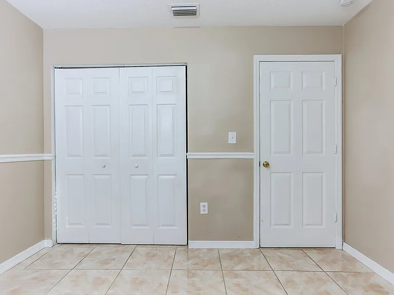 18081 SW 152nd Ct — Photo 11