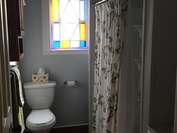 Upstairs bathroom...