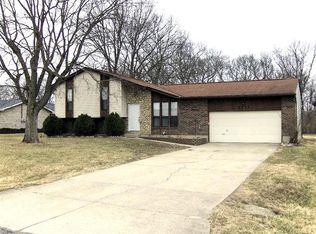 2996 Chickadee Dr, Hamilton, OH 45011