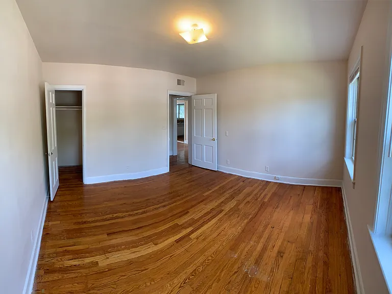 917 Oxmoor Rd #201 — Photo 42