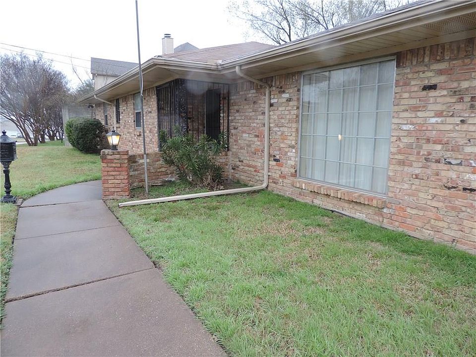 1st image of 217 Small Hill Dr