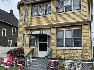 72 Crystal Ave FLOOR 2, Springfield, MA 01108