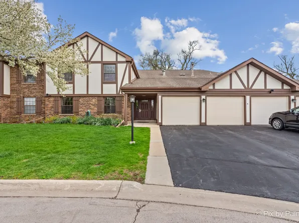 265 Buckingham Ct Unit C2, Schaumburg, IL 60193