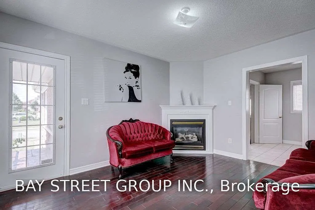 4 bed, $3,250 — Photo 4