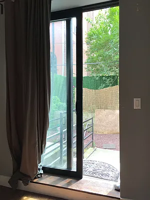 Rented by EXR | media 21