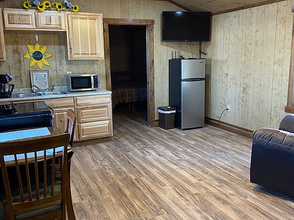 4th image of 5 Havenhill Rd #2