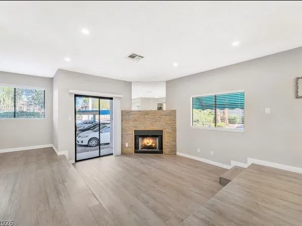4425 Woodpine Dr Unit 106, Las Vegas, NV 89119