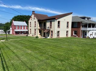 325 S 4th St #2, Hamburg, PA 19526