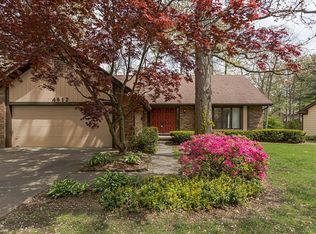 4612 Weldwood Ln, Sylvania, OH 43560