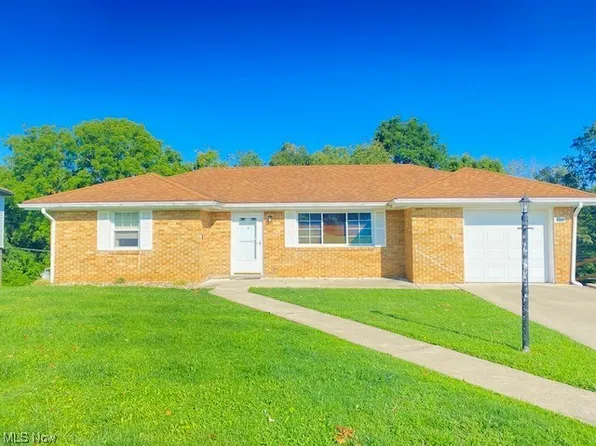 475 Westwood Dr, Steubenville, OH 43953