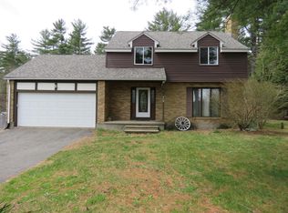 426 Michael Sears Rd, Belchertown, MA 01007