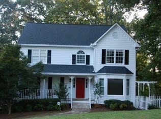 4971 Willow Creek Dr, Woodstock, GA 30188