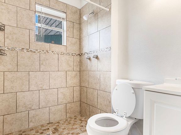 3rd image of 1219 14th St Unit A