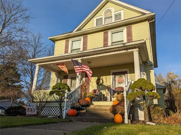 115 N Crater Ave, Dover, OH 44622
