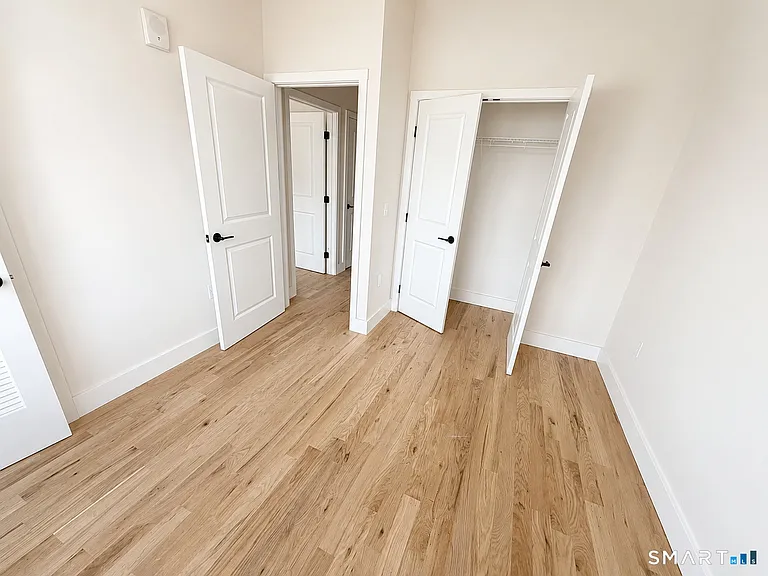 113 Canal St W #302 — Photo 7
