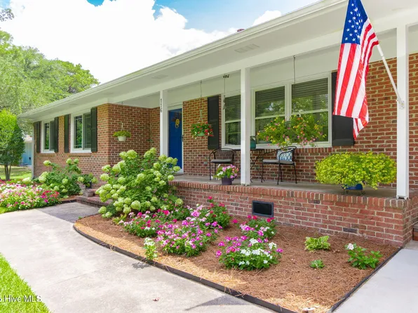 116 Holly Road, Pine Knoll Shores, NC 28512