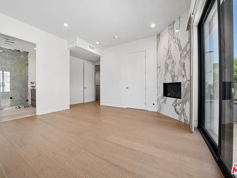 652 Huntley Dr #103 — Photo 14