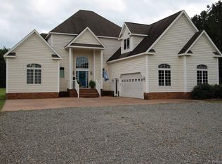 271 Oak Point Rd, Hudgins, VA 23076