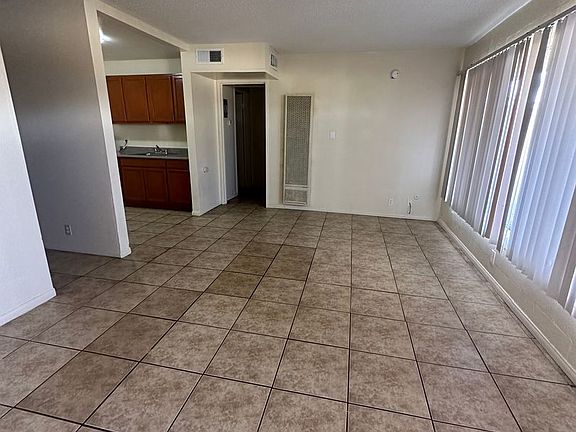 3rd image of 1695 Villa Ave #G3