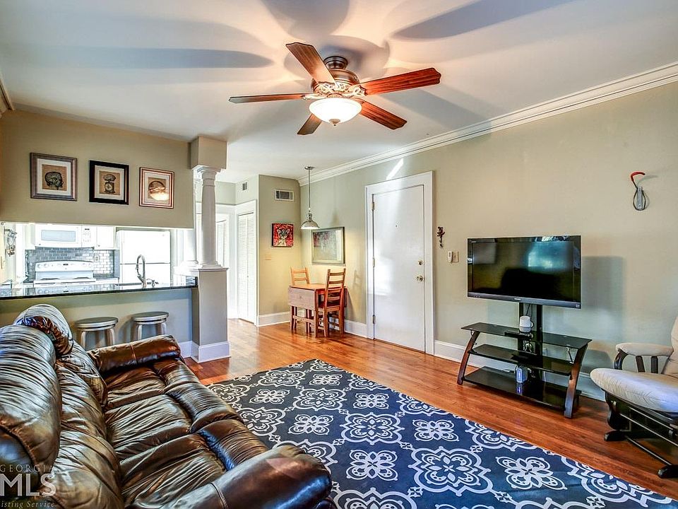 1st image of 824 Greenwood Ave NE APT 5