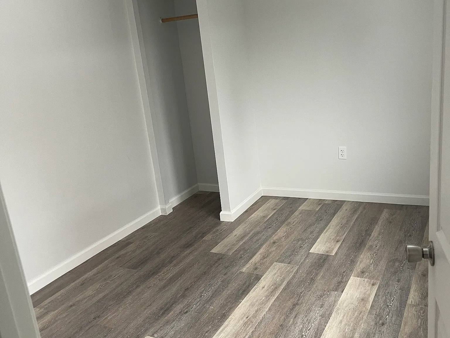 2 bed, 742 sqft, $1,400 — Photo 3