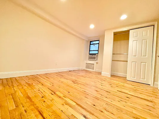 Rented by Century 21 Premier  | media 11