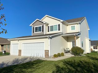 4503 NE Briarwood Dr, Ankeny, IA 50021