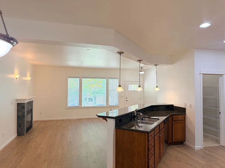 3047 Ridge View Pl — Photo 5