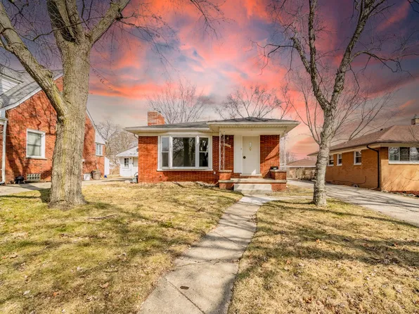 16688 Lola Dr, Redford, MI 48240