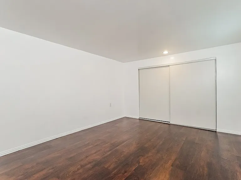 903 E Colden Ave — Photo 8