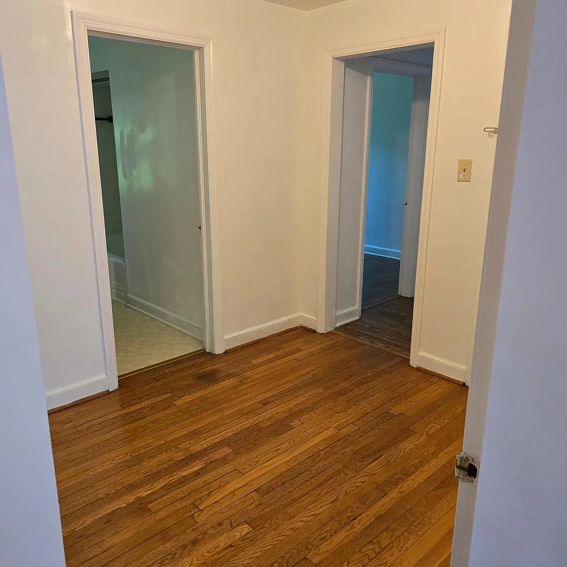 2 bed, 1.0 bath, 723 sqft, $1,550 — Photo 4