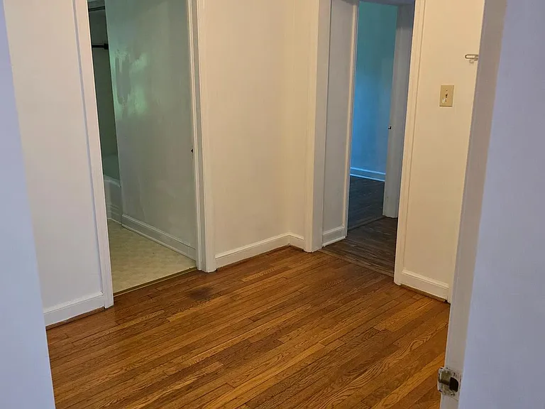 618 Biggs Ave — Photo 5