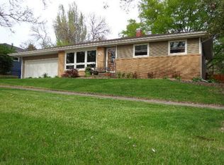 106 N Van Buren Ave, Pierre, SD 57501