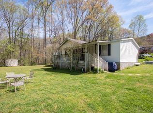 51 Level Ln, Franklin, NC 28734