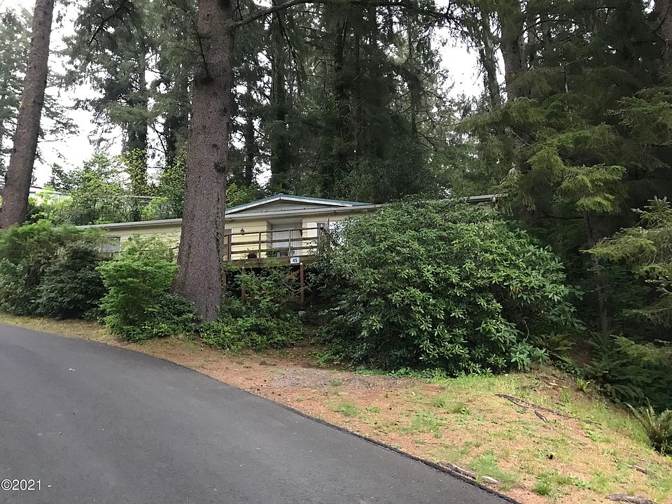 1st image of 923 SE Bay Blvd #45