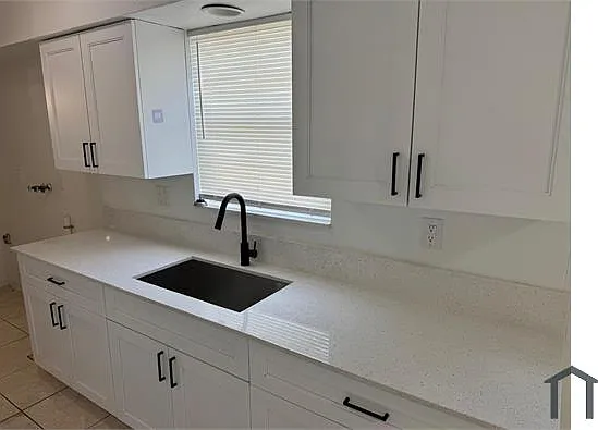 6301 SW 27th St #1 — Photo 15